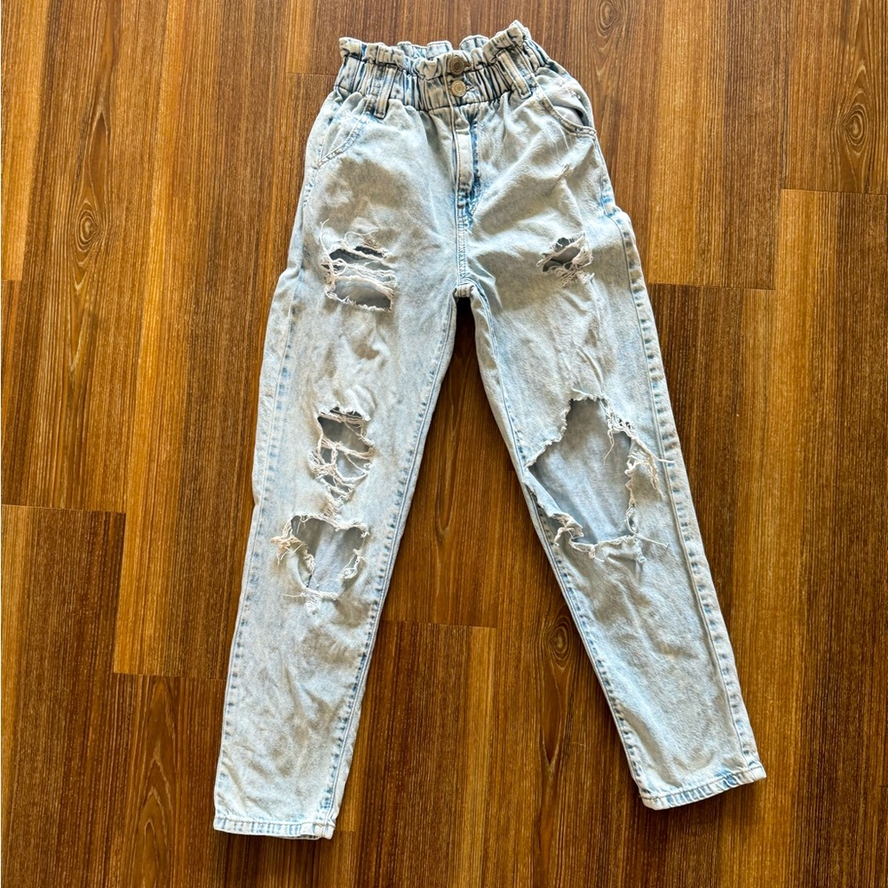 SO ripped jeans! Size 0/24! Excellent condition!